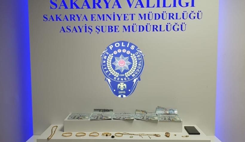 1 kilo altınını dolandırıcılara kaptırdı, polis yakaladı