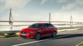 1 milyonuncu Fiat Egea banttan indi