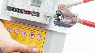 10 günlük bebeği olan ailenin doğalgazı kesildi