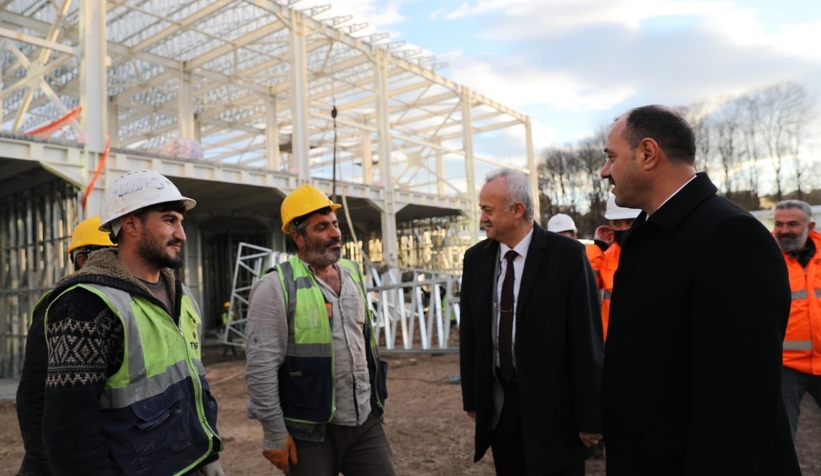 100 Yataklı Acil Durum Hastanesi inşaatında inceleme yaptılar