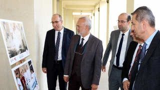 100. Yılda sağlık hizmetleri fotoğraf sergisi açıldı