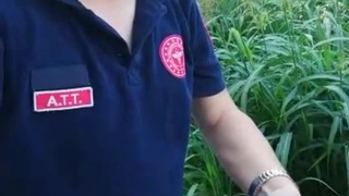 112 personelinden uçamayan güvercine yardım eli