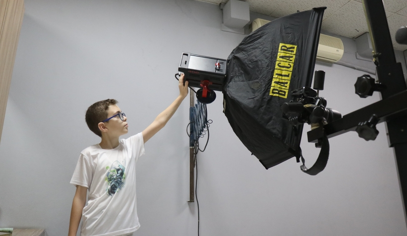 12 yaşındaki çocuk, vefat eden babasının mesleğini sürdürüyor