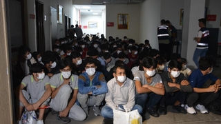 136 düzensiz göçmen ülkesine gönderildi