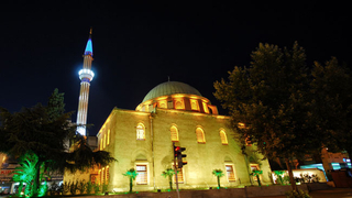 15 Temmuz'un yıl dönümünde tüm camilerden selalar yükseldi