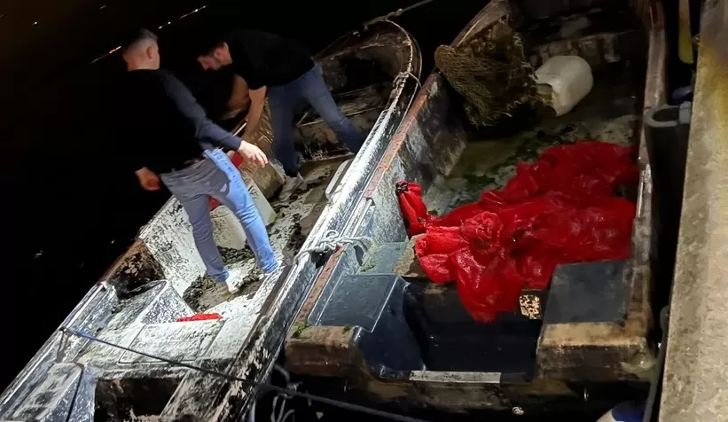 1,5 ton kaçak midye ele geçirildi