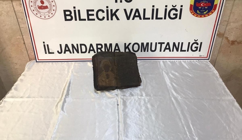 1700 yıllık el yazması İncil ele geçirildi