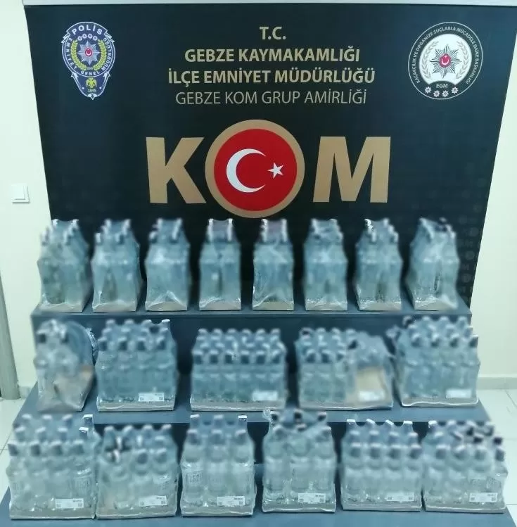 171 şişe sahte alkol ele geçirildi: 3 gözaltı