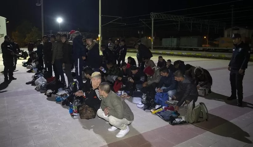 19 bin 336 Suriyeli sınır dışı edildi