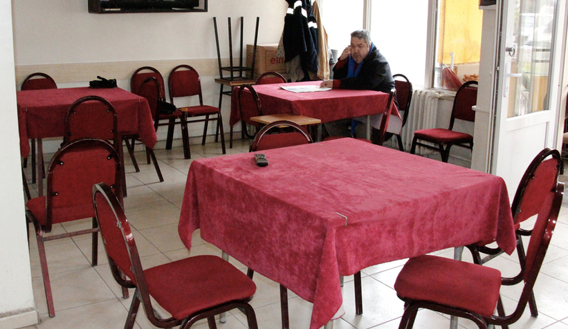 2 doz aşı olmayana kahvehane yasak