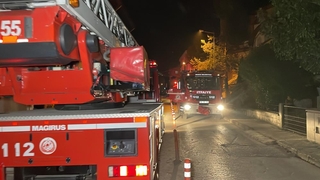 2 katlı evde çıkan yangın korkuttu