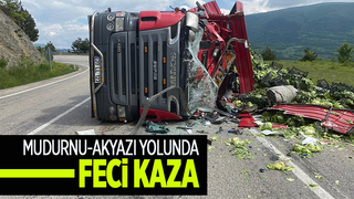 2 tır çarpıştı, biri devrildi: 1 yaralı