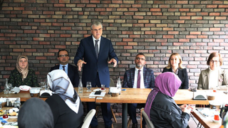 2023 hedefi için büyük rol üstlenen kadınlarımıza inancımız tam