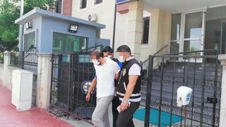 21 yıl hapisle aranıyordu, polis paketledi