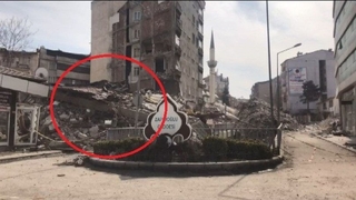 22 bina yıkıldı, göçük altında kalanlar var