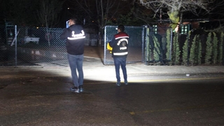 25 yaşındaki genç silahla vurulmuş halde bulundu