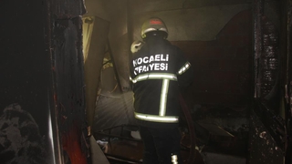 3 yaşındaki çocuğun çakmakla oyunu evi kül etti