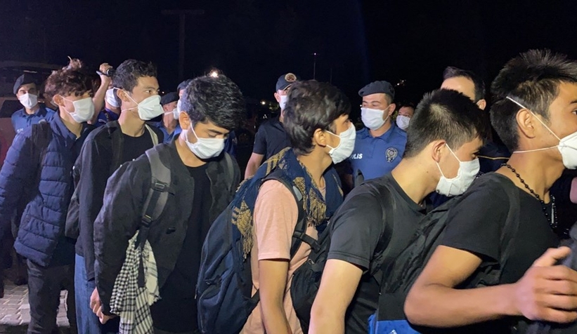 31 kaçak göçmen sınır dışı edildi