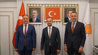 4 ilçede mevcut başkanlarla yola devam