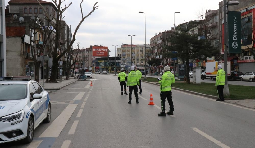 4 kriteri sağlayan illerde kısıtlamalar kaldırılacak