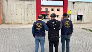 4 yıldır aranıyordu, yakayı ele verdi