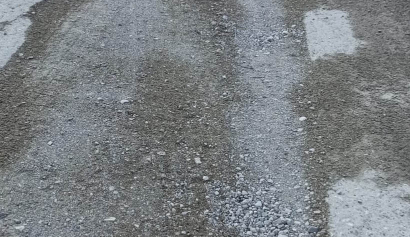 4 yıldır asfalt bekliyorlar