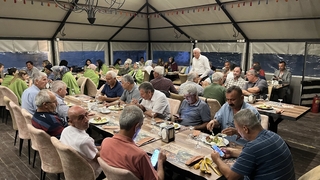 40 yıl önce askerlik yapan silah arkadaşları buluştu