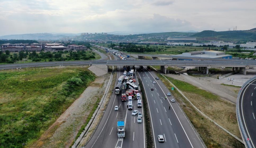 4’ü çocuk 7 kişiyi rehin aldı