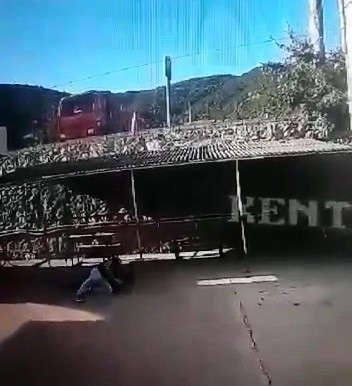 5 aylık husumet durakta silahlı pusuya dönüştü