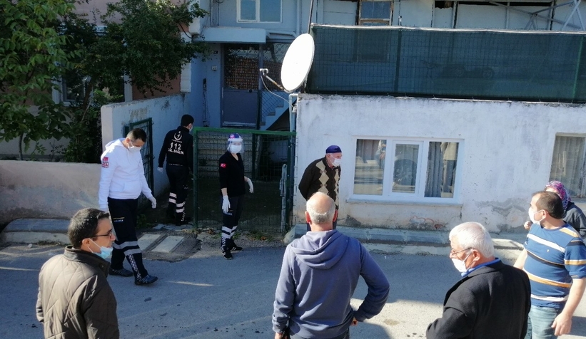 5 gündür işe gelmeyen arkadaşlarını evde ölü buldular