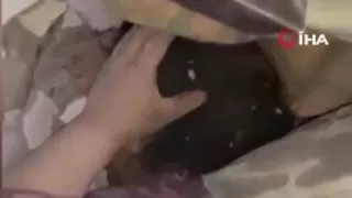 50 yaşındaki kadın 120. saatte enkazdan sağ çıktı