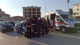 54 plakalı araç Düzce'de kaza yaptı: 1 yaralı