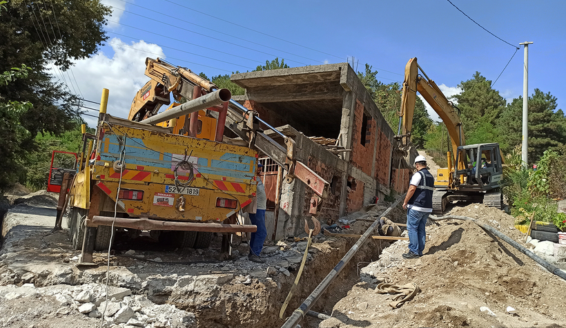 6 mahalleye sağlam altyapı