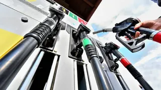7 lira indirim yapılmıştı, motorine zam geliyor