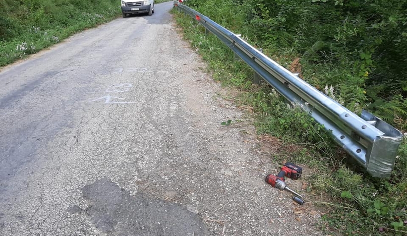 7 Mahalle yoluna çelik bariyer yapıldı