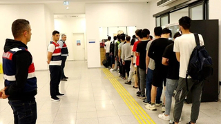 8 kaçak göçmen yakalandı