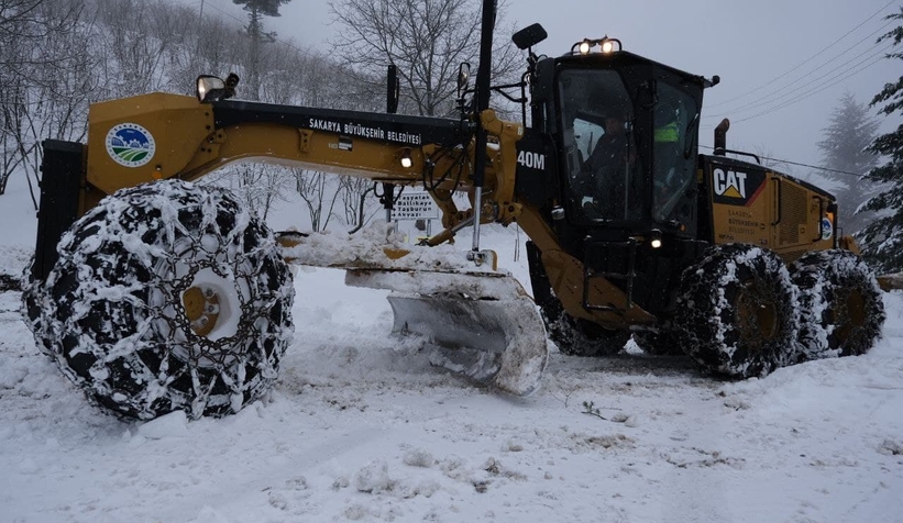 8 mahalle yolu ulaşıma açıldı