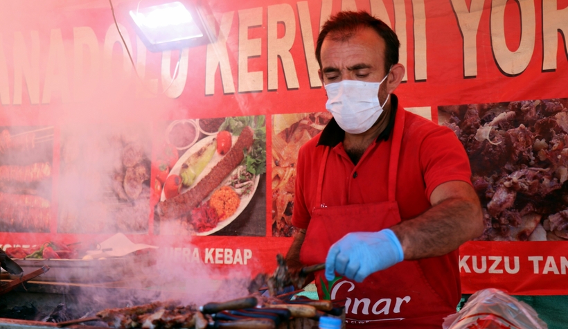81 ilin yöresel ürünleri Sakarya halkı ile buluştu