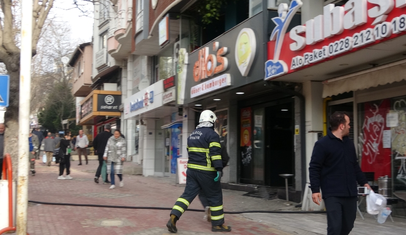 9 katlı binada yangın