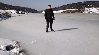 Acelle Yaylası göleti buz tuttu