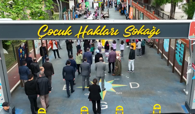 Adapazarı Belediyesi Çocuk Hakları Projesi