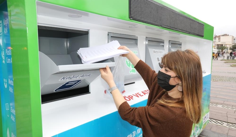 Adapazarı'nda mobil atık merkezi kuruldu