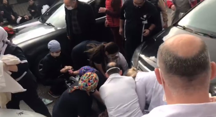 Bir kişinin öldüğü silahlı saldırının hemen sonrası