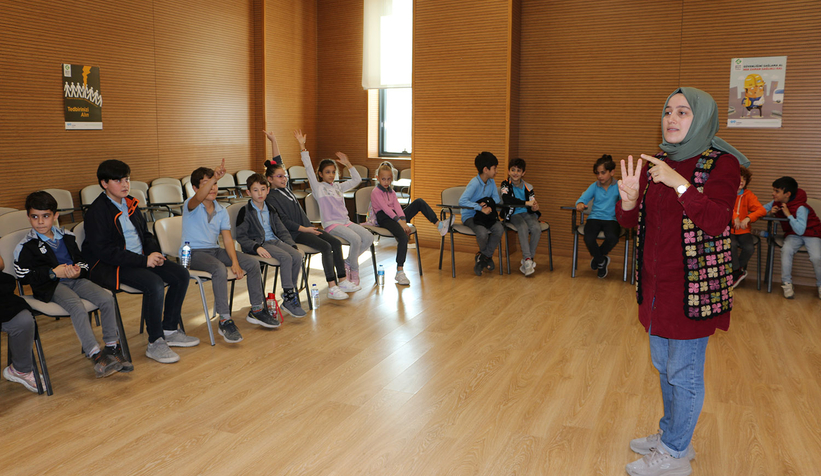 Adapazarı SGM’ye 364 öğrenci misafir oldu