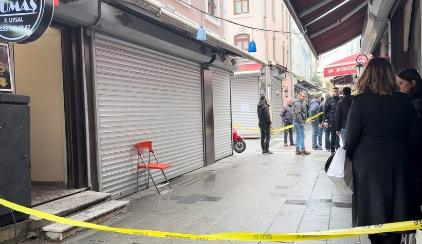 Adapazarı Uzun Çarşı'daki 30 milyon liralık kuyumcu soygunu ile ilgili 7 sanığın yargılandığı davada savcı mütalaasını sundu.