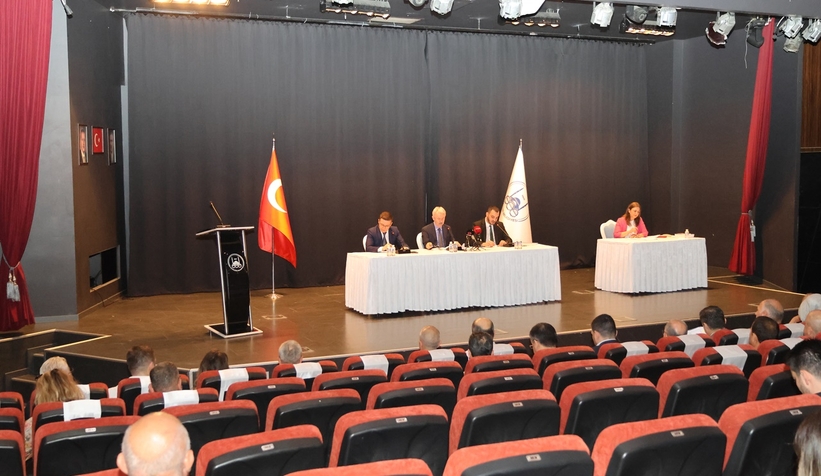 Adapazarı’nda meclis toplandı