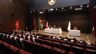 Adapazarı’nda yılın ilk meclisi toplandı