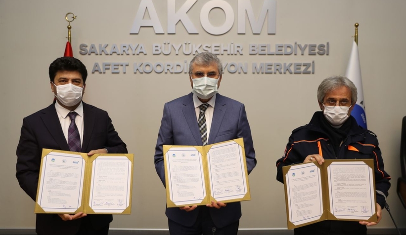 Afetlere karşı bilinçli gençler yetişecek