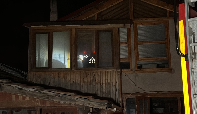 Ahşap atölyesinde yangın