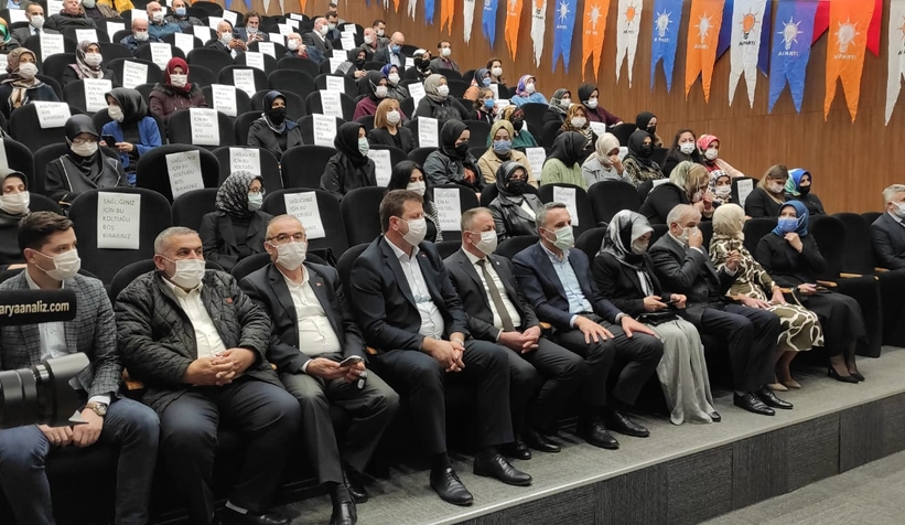 AK Parti Akyazı Kadın Kolları'nda Nurten Birincioğlu dönemi